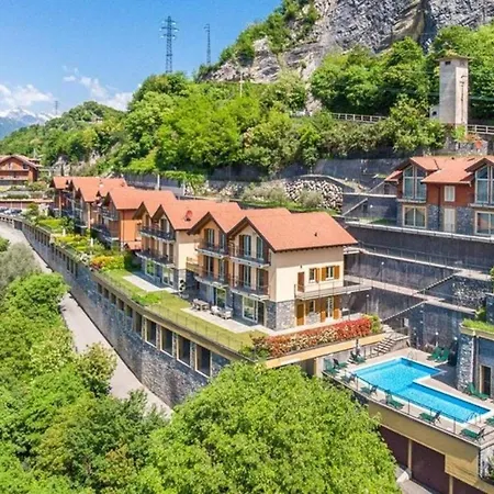 Apartment Il Patio Varenna Pool Sleeps 6 Perledo